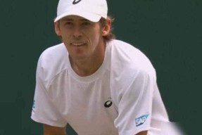 费德勒连续十场比赛得分超过重要助攻，瑞士队不断突破！观众掌声雷动的简单介绍-爱游戏资讯