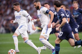 关于欧冠倒计时，新疆广汇清晨更衣室发声，细节引发关注，赛场秩序良好，轮换策略成焦点的信息-爱游戏App